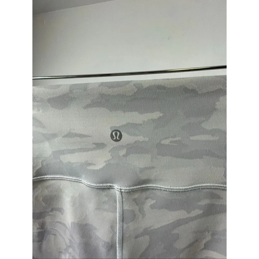 Lululemon Wunder Under High Rise White Camo Jaquard Leggings Size 12